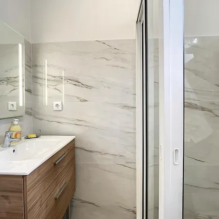 Solarium By Atlantic *