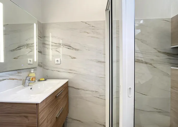 Solarium By Atlantic *